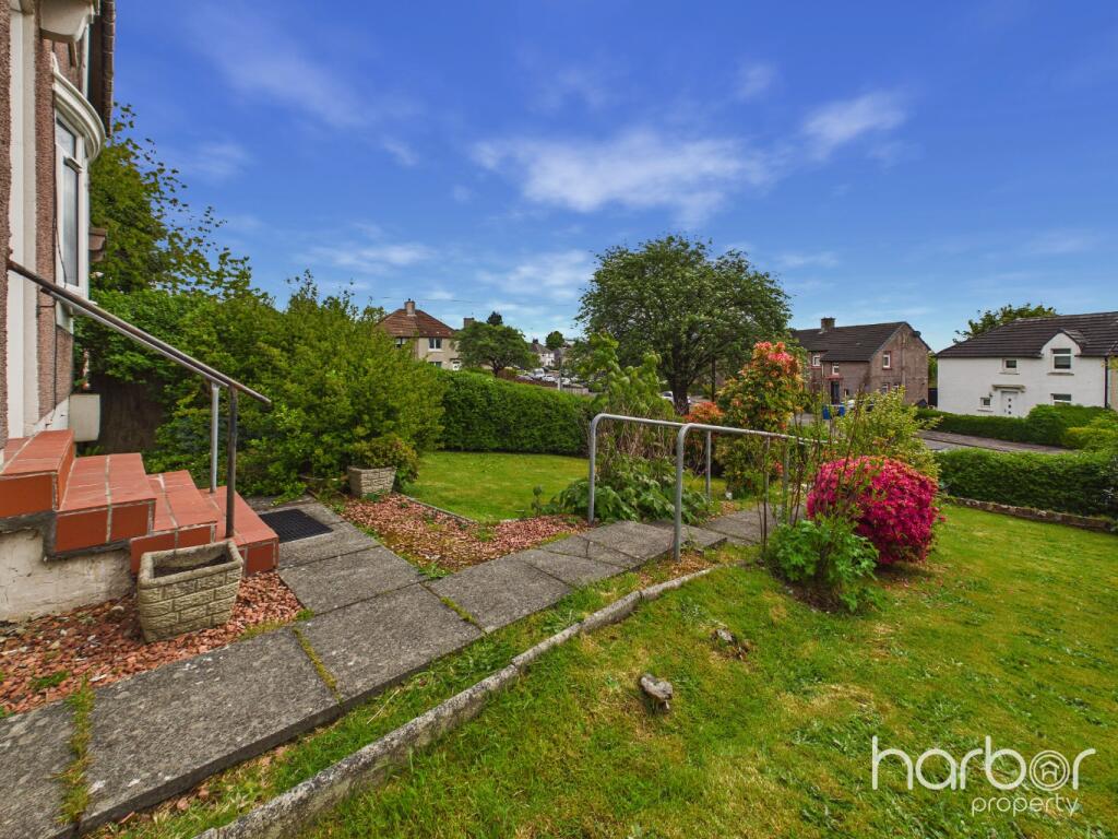 Rhindmuir Avenue, Swinton, Glasgow, G69 6BG photo 3