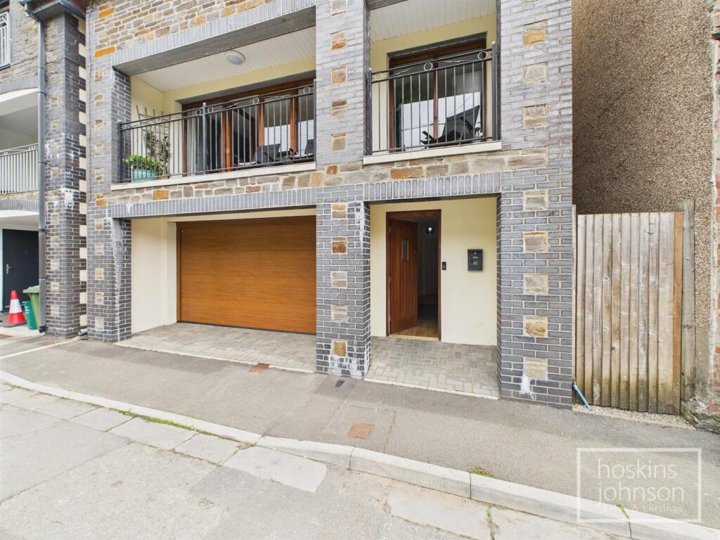 House in Pontypridd, Trallwn, Graigwen - View 6