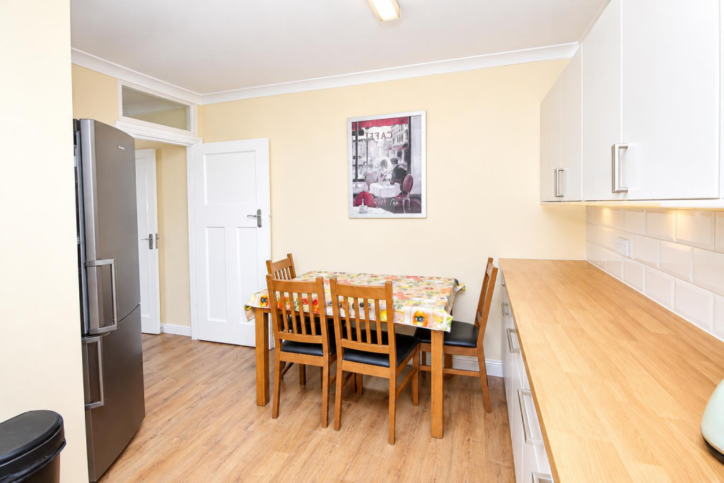 Apartment in London - View 4