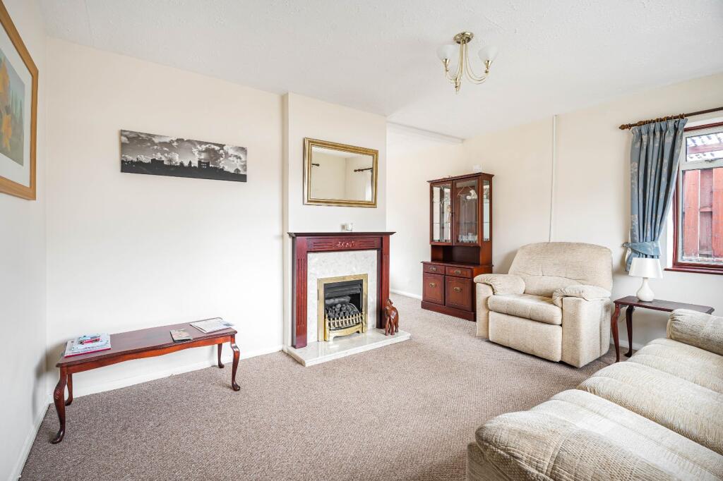 Whitemoor Road, Kenilworth, Warwickshire, CV8 photo 4