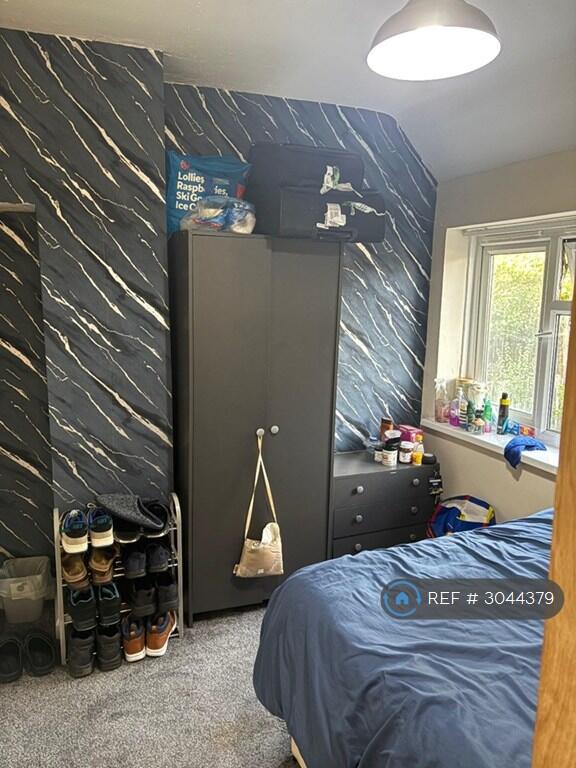 House in Stoke-on-Trent, Bucknall - View 5