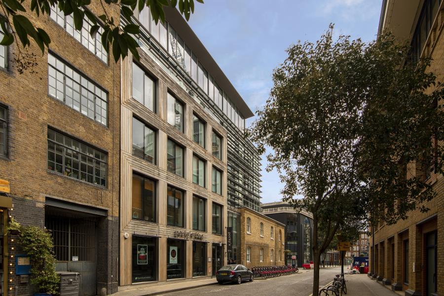 Main image of property: The Bear Pit, New Globe Walk, SE1