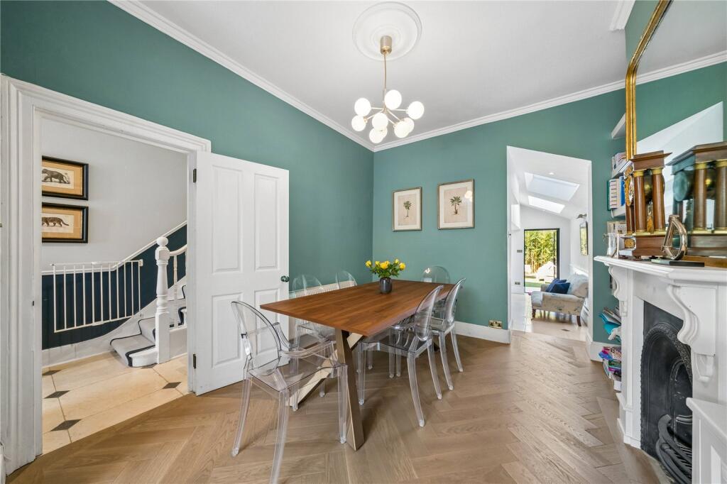 House in London, Summerstown - View 4