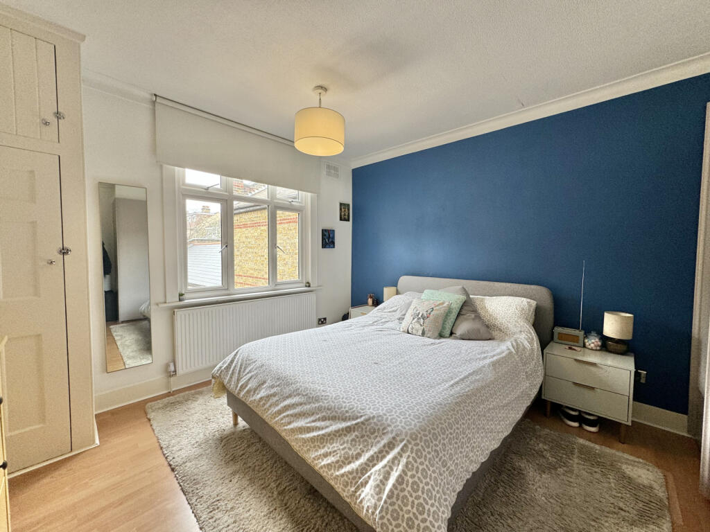 Apartment in London - View 3