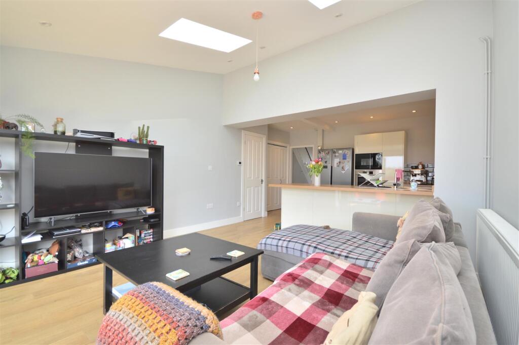 House in Bristol, Stockwood - View 4