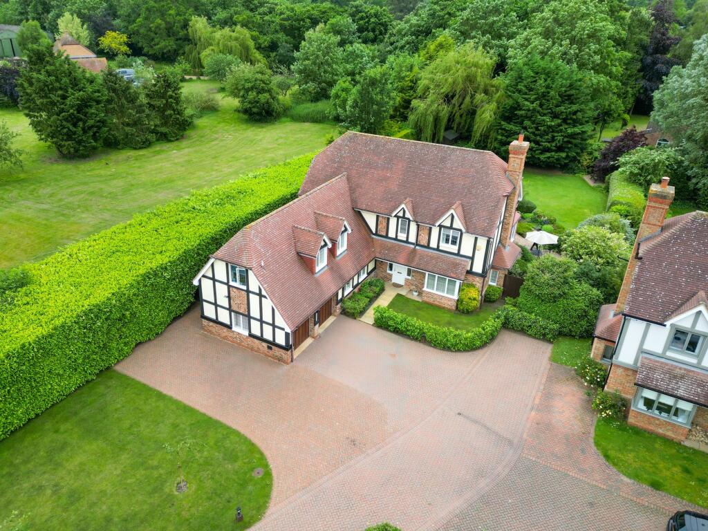 5-bed detached on Bradshaw Close, Brampton, PE28, £1,100,000