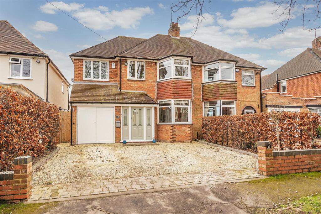 Main image of property: Kingswood Close, Lapworth, Solihull