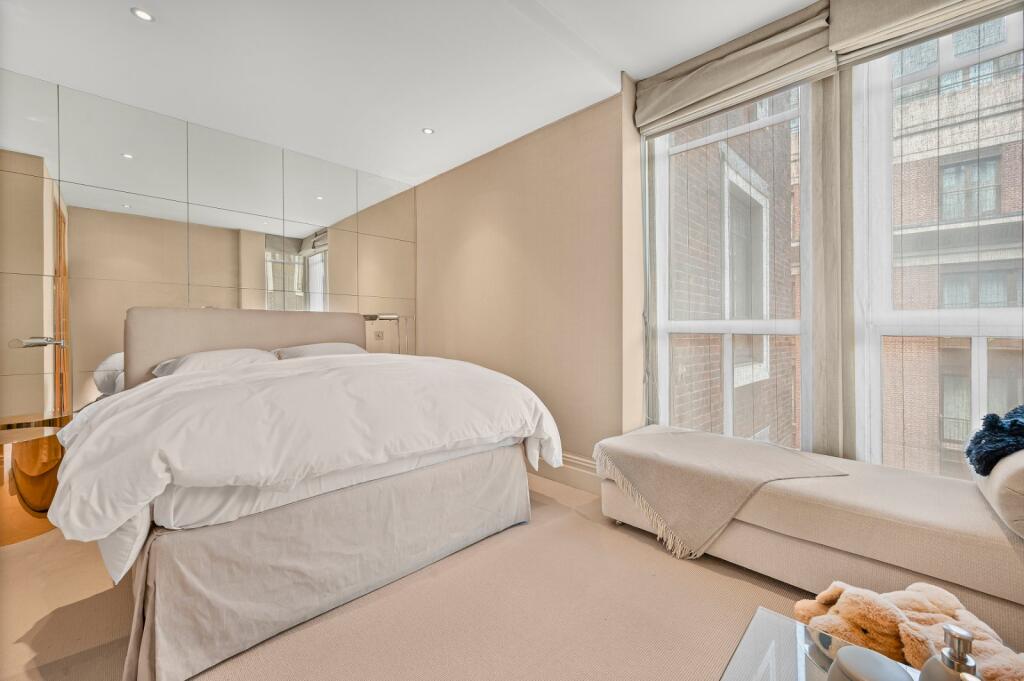 Apartment in London, Victoria - View 5