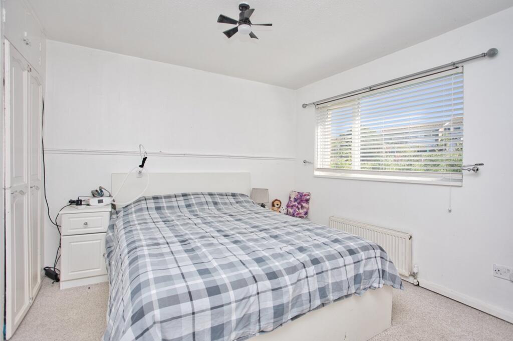 House in Dover, Buckland Valley - More