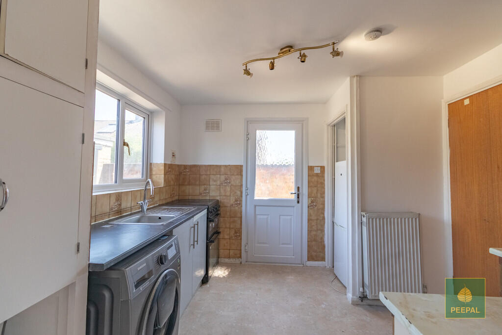 House in Basingstoke and Deane, Berg Estate, South Ham - View 5