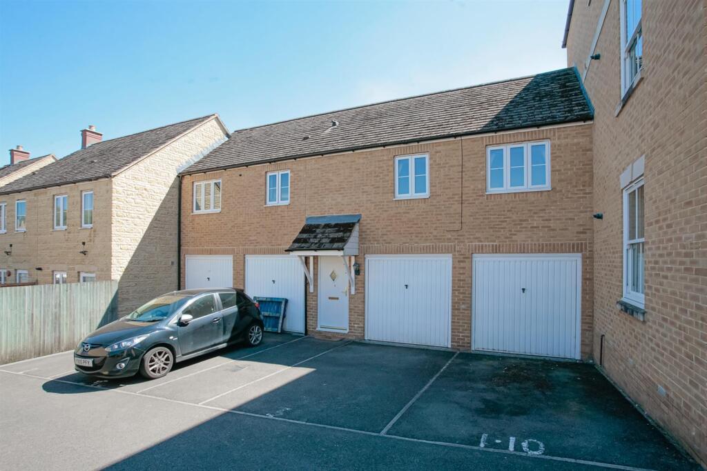 Main image of property: Stenter Mews, Witney