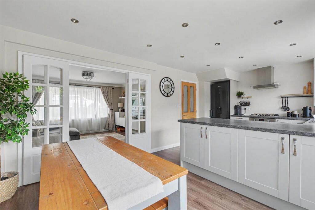House in Nottingham, Stapleford - View 2