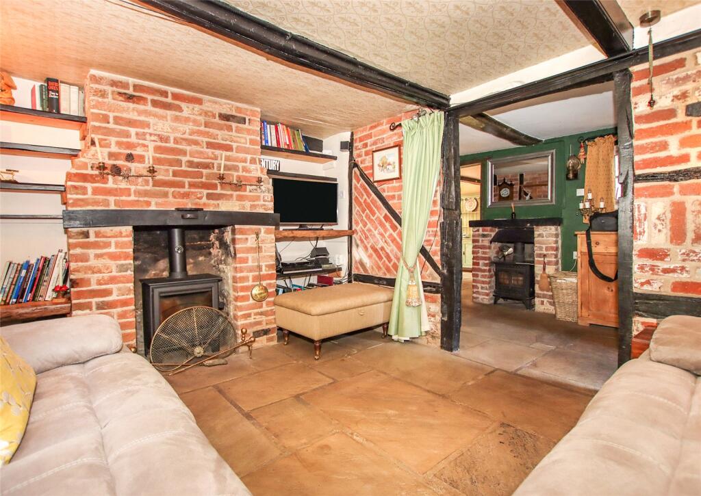 Chequers Green, Woodside Lane, Lymington, Hampshire, SO41 photo 3