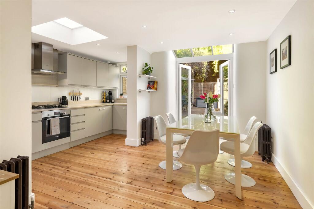 Main image of property: Eversleigh Road, London, SW11