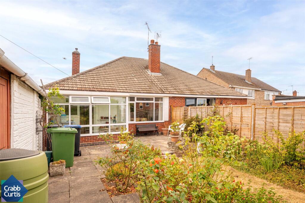 20, Harrow Road, Whitnash, CV31 photo 4