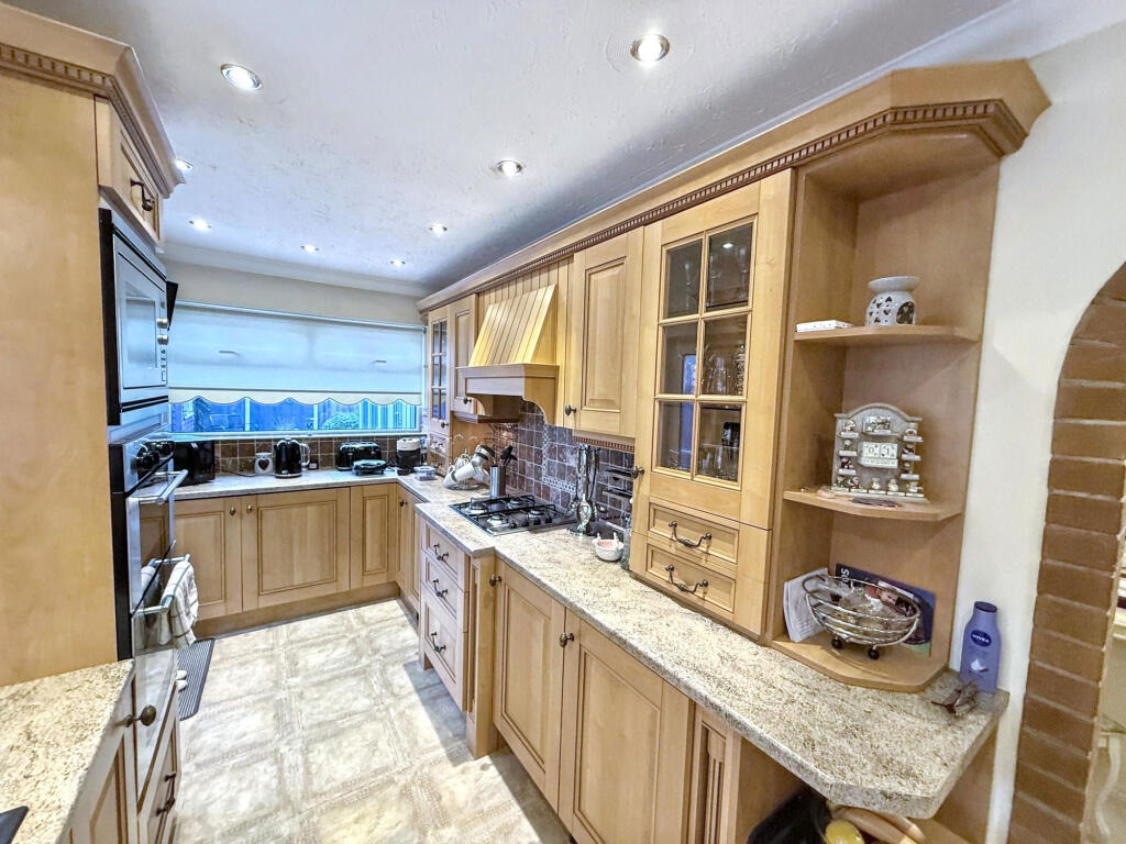 Fairwell Road, Fairfield, Stockton, Stockton-on-Tees, TS19 7HX photo 4