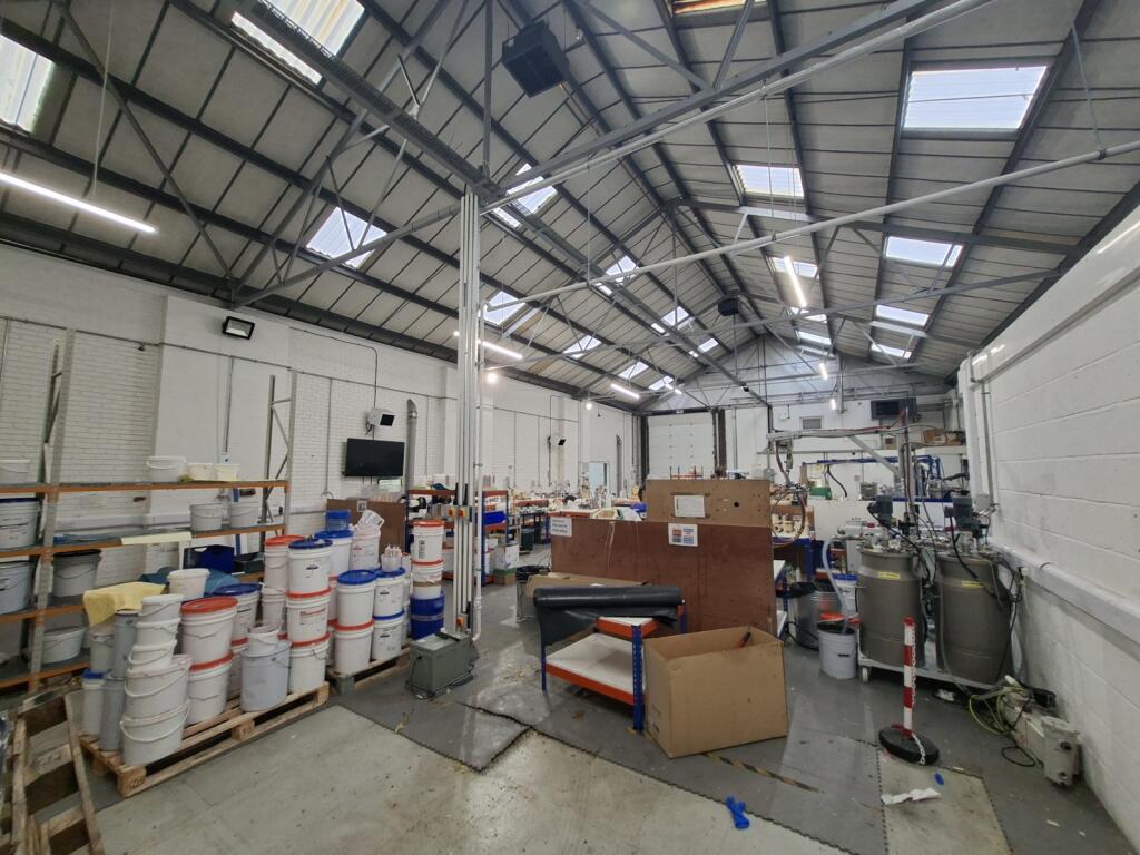 Photo 4