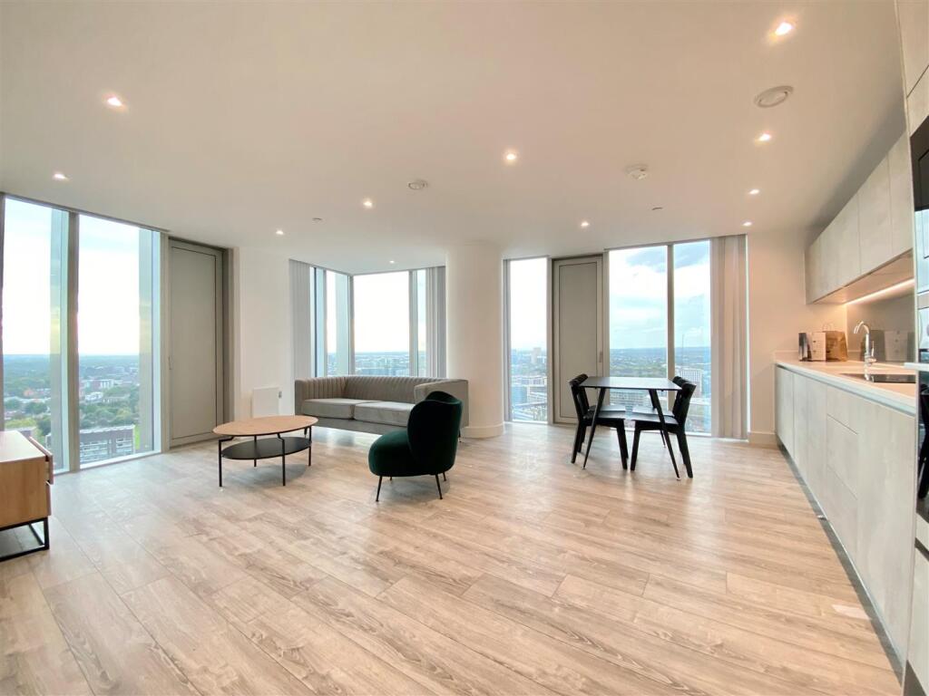 Main image of property: The Blade, Manchester