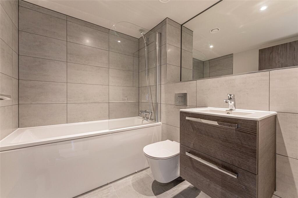 Apartment in Birmingham - View 5