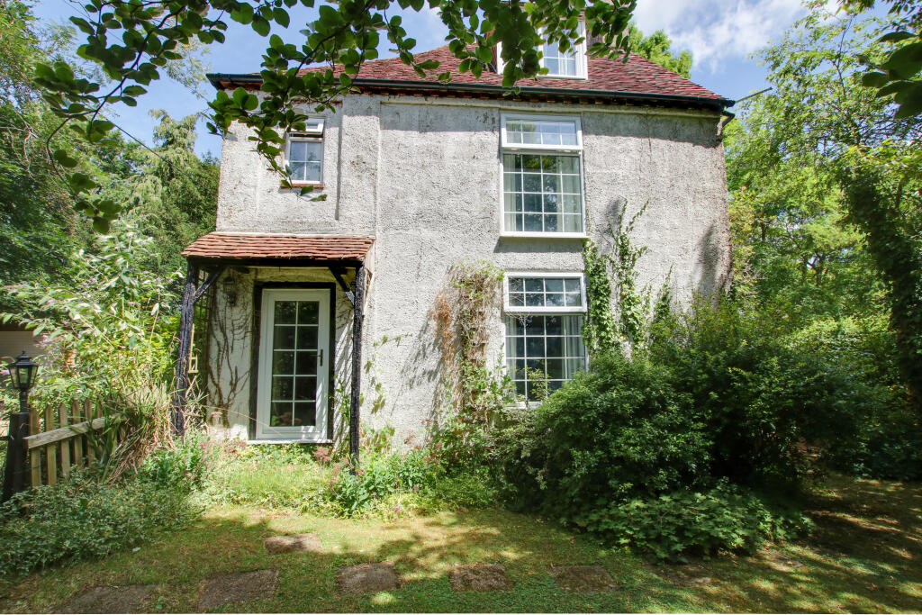 Main image of property: CURDRIDGE - IN NEED OF REFURBISHMENT