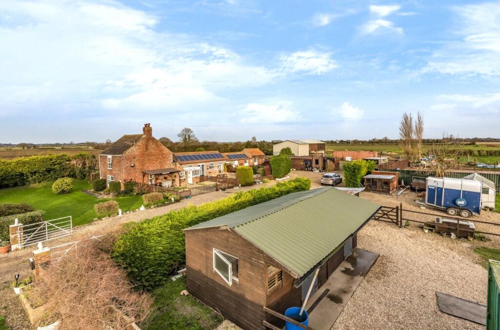 House in East Lindsey, Toynton St Peter - View 2