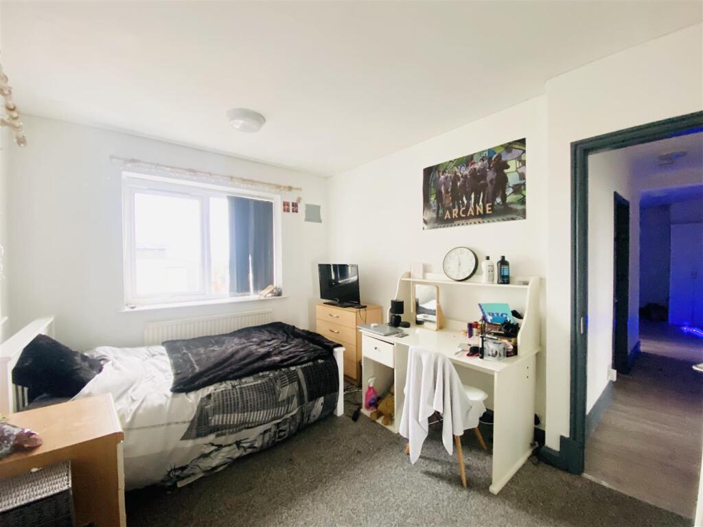 Apartment in Nottingham, West Bridgford - View 5