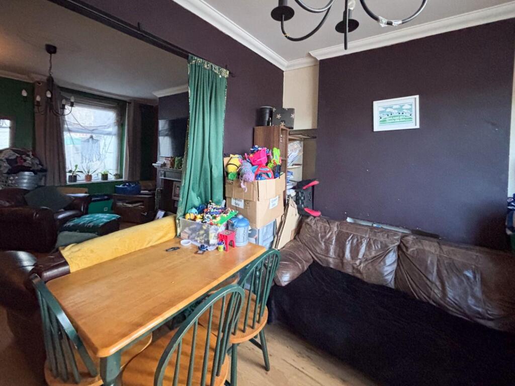 Alexandra Terrace, Senghenydd photo 4