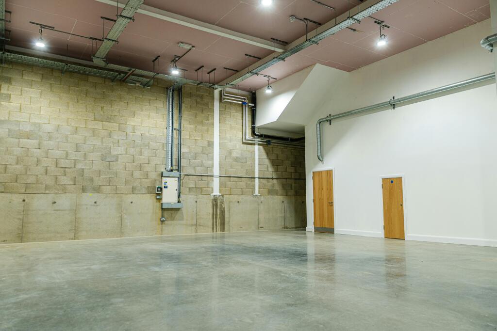 GAUNTS-BOSTOCK Unit 6-20.jpg