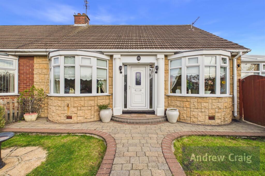 3-bed semi-detached on York Avenue, Jarrow, £290,000