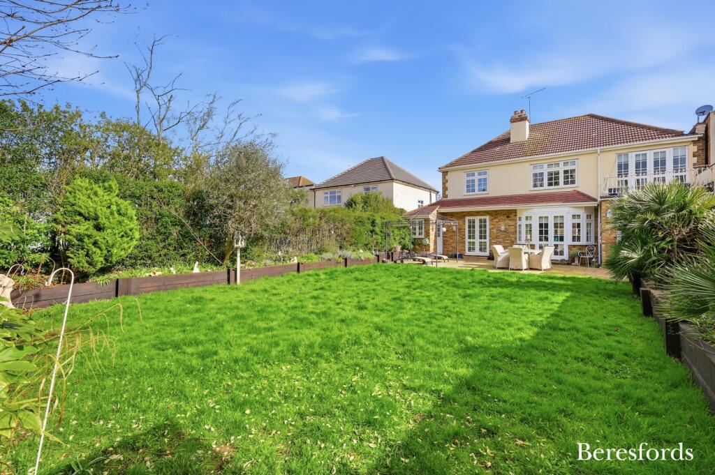 Main image of property: Wingletye Lane, Hornchurch, RM11