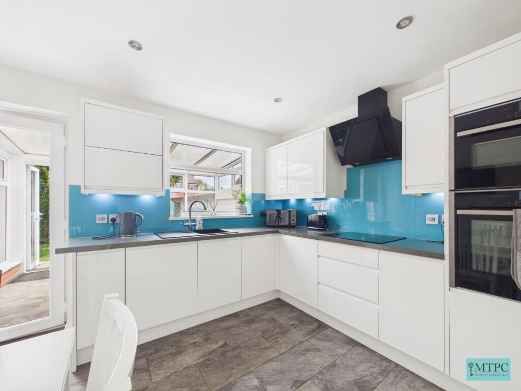 Main image of property: Sunningdale Close, York