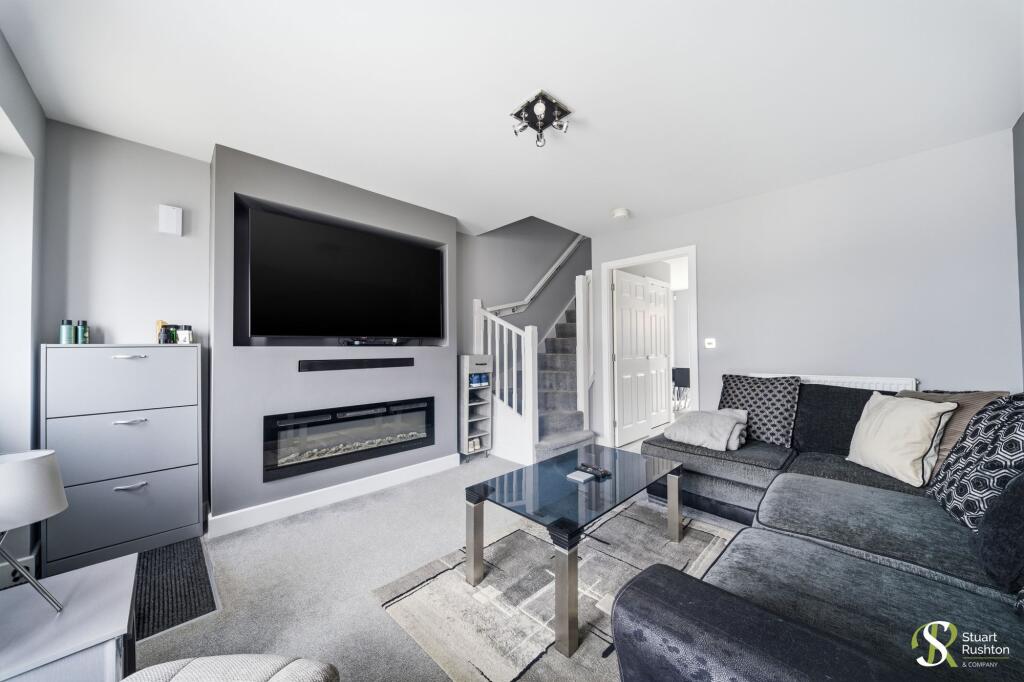 24, Chillingham Close, Chelford, SK11 photo 2