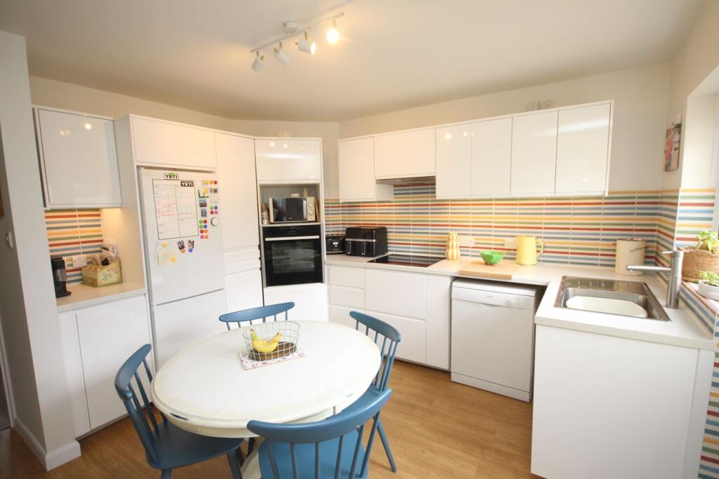 House in Stevenage - View 2