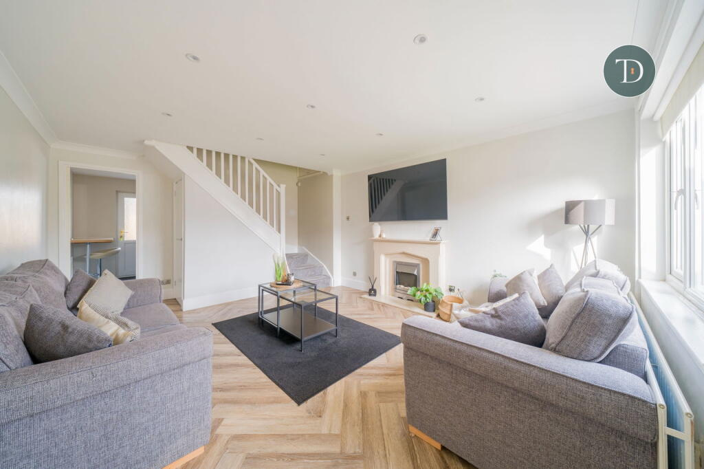 Conifer Close, Whitby, Ellesmere Port, CH66 photo 4