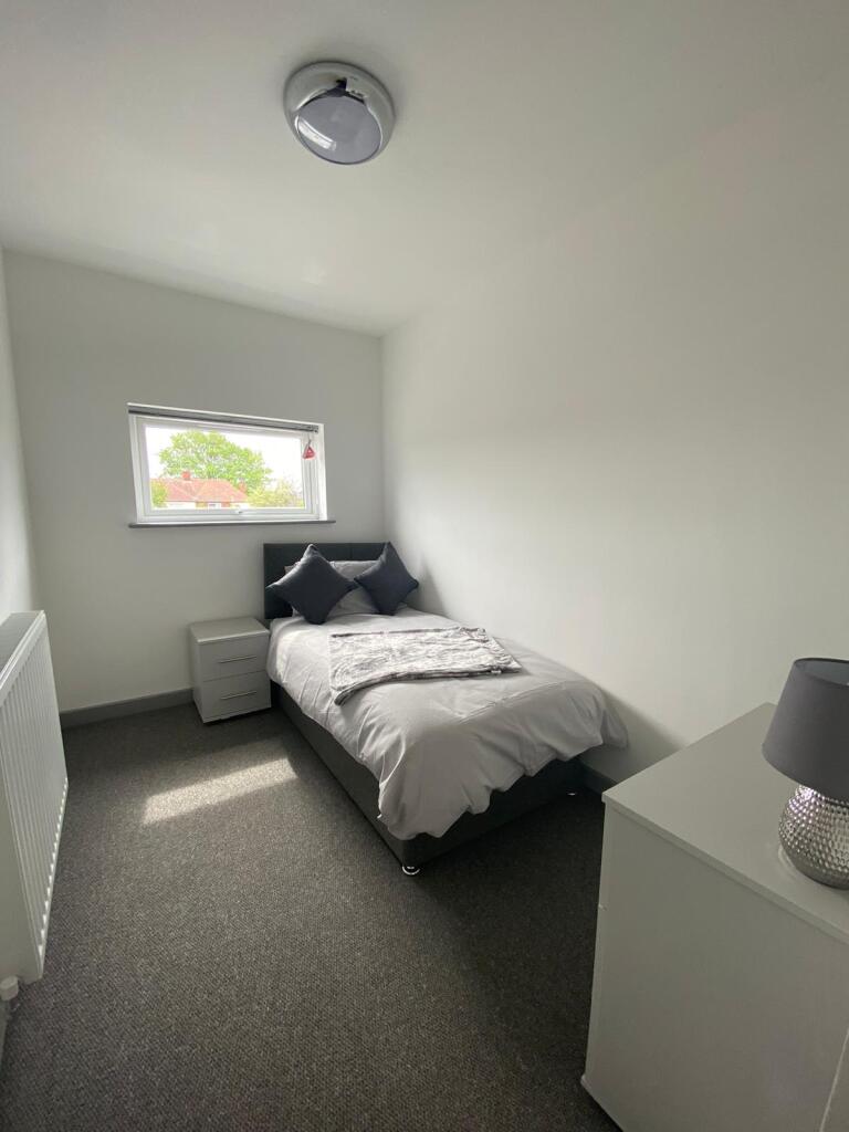 Main image of property: Room 6, Calais Road, Burton Upon Trent, Staffordshire