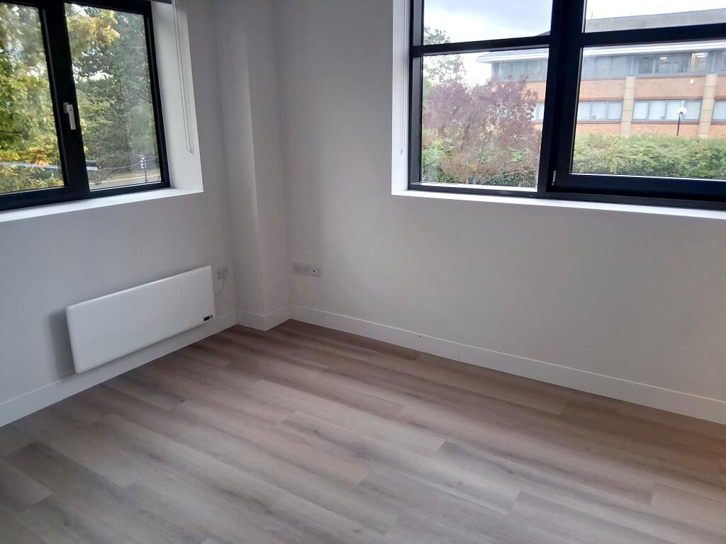 Apartment in London - View 3