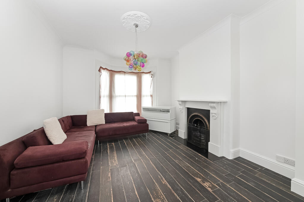 House in London, Royal Borough of Greenwich - View 4