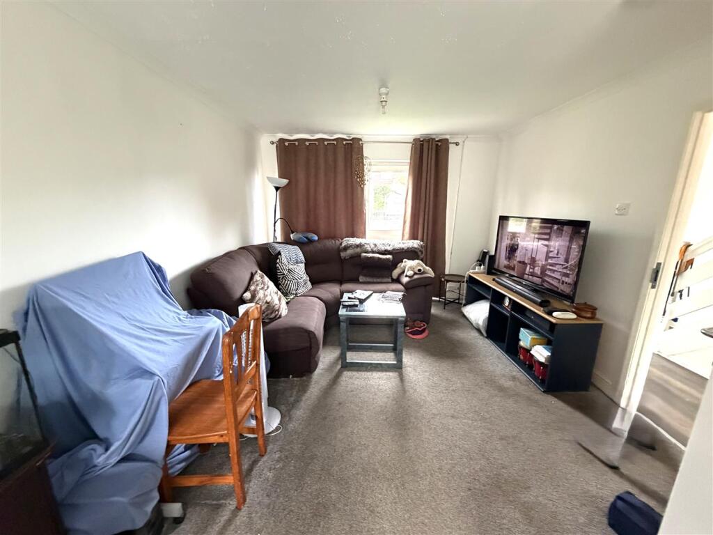 House in Eastleigh, North Boyatt - View 3