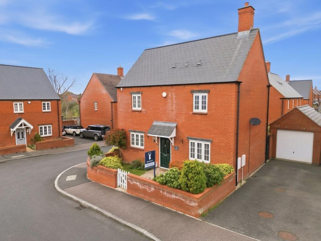 Main image of property: Plating Way, Roade, NN7