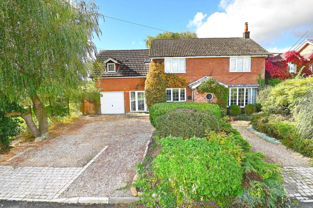 4 Bedroom Detached in HG5 8NX