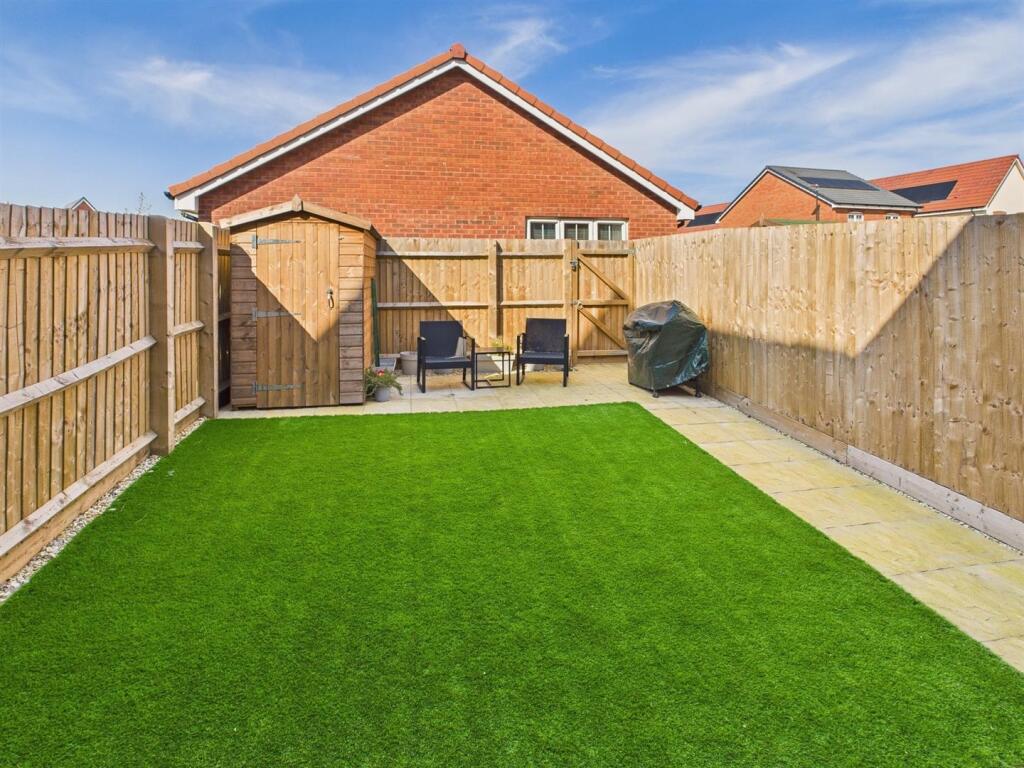 Aster Close, Twigworth, Gloucester photo 3