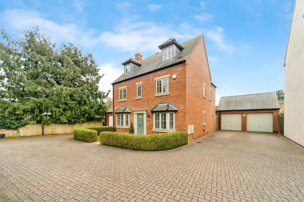 Main image of property: Bridge Walk, Deanshanger, MILTON KEYNES