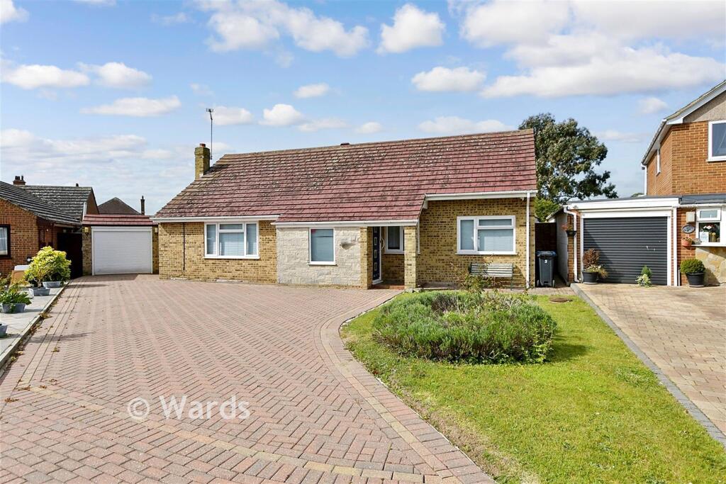 3-bed detached on Hiller Close, Broadstairs, Kent, £475,000