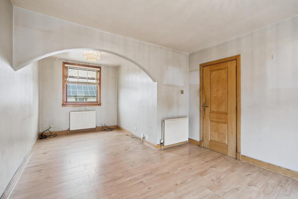 House in Falkirk - View 4