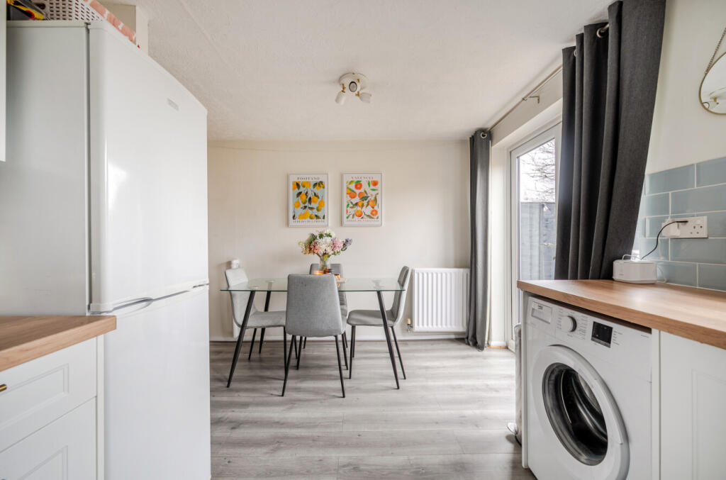 House in Whiteley, Titchfield Park - More