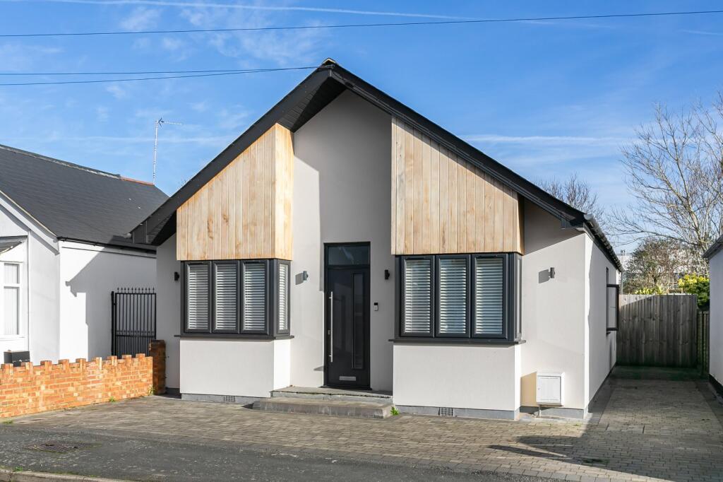 Main image of property: Goring Road, Staines-upon-Thames, Surrey, TW18