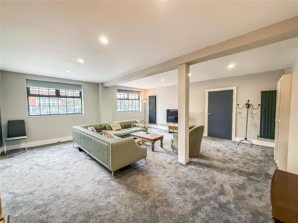 House in Manchester, Withington - View 5