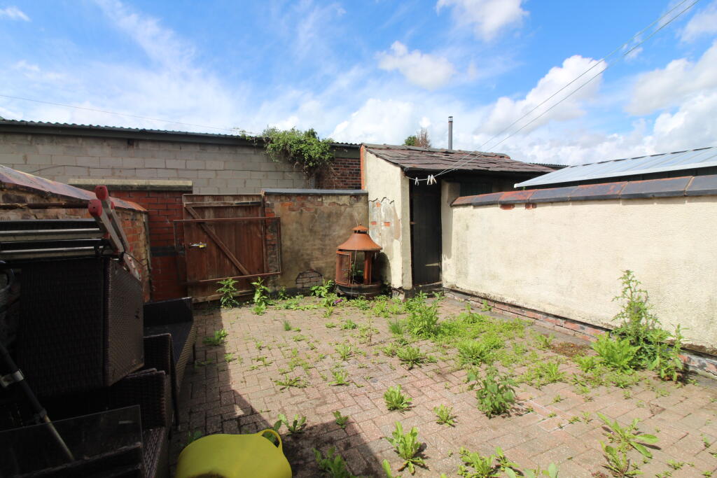 13 Knowsley Street, Leigh, Greater Manchester WN7 4ER photo 5