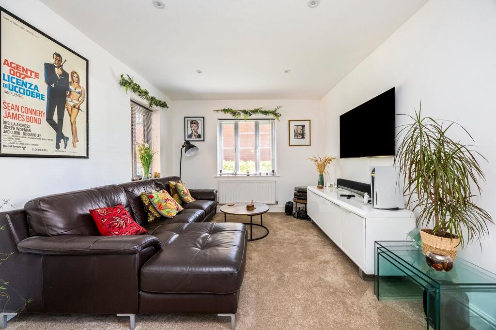 House in Hassocks - More