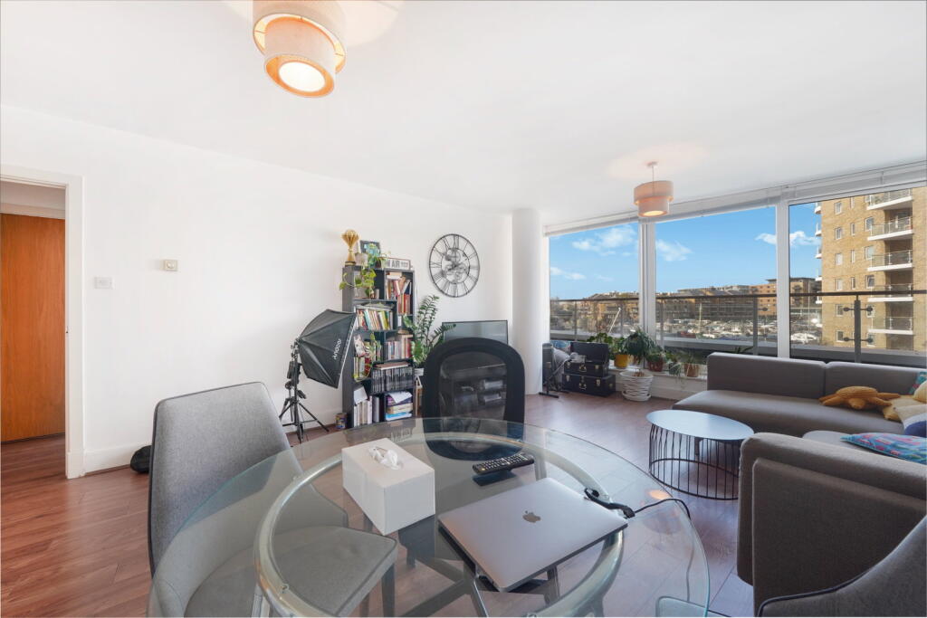 Basin Approach, London, E14 7JG - View 2